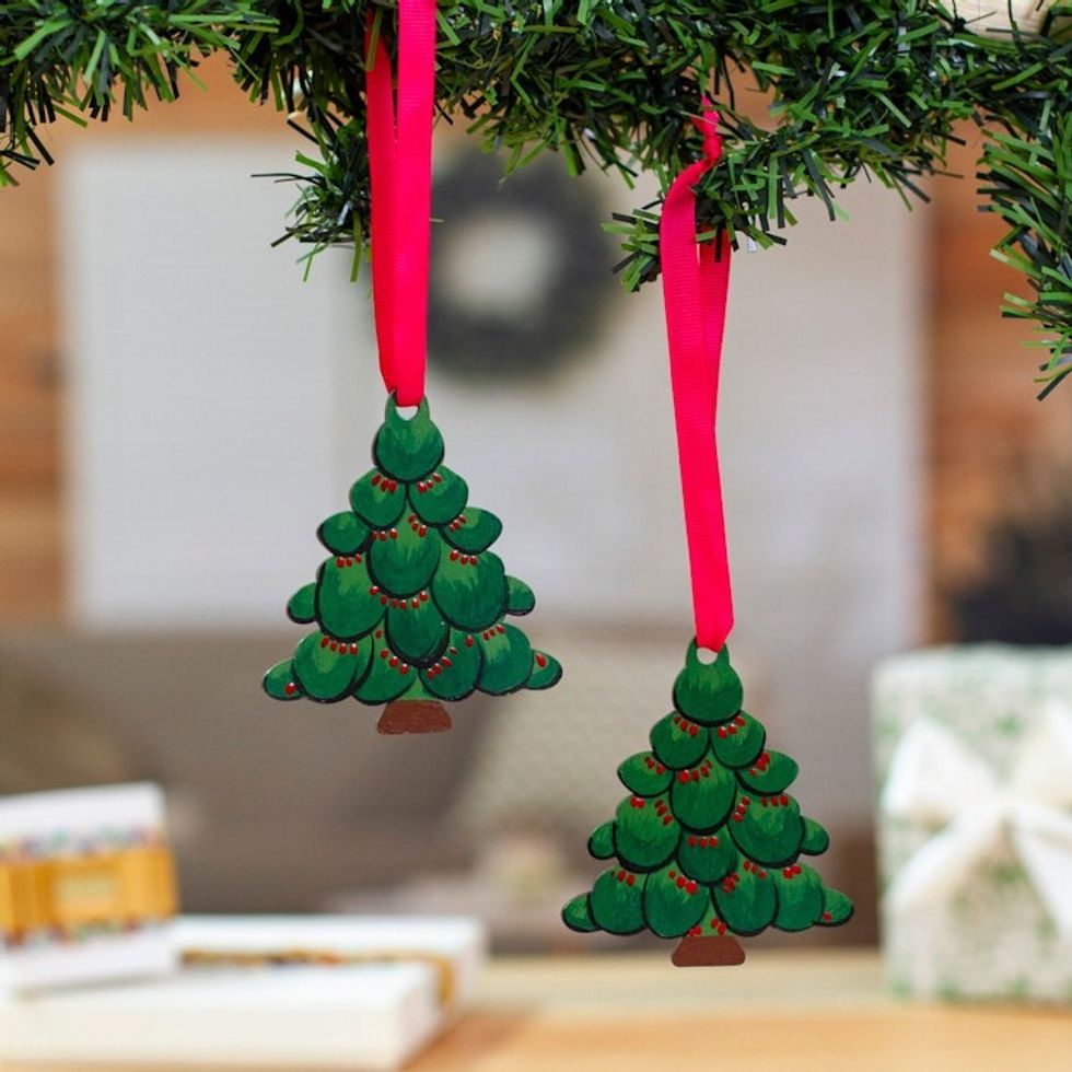 Nature-Themed Christmas Tree-Shaped Green Wood Ornament Pair 'Evergreen Christmas'