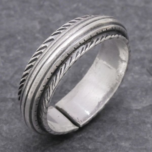 Alternate image for Unisex Sterling Silver Band Ring from Thailand Gentle Flow