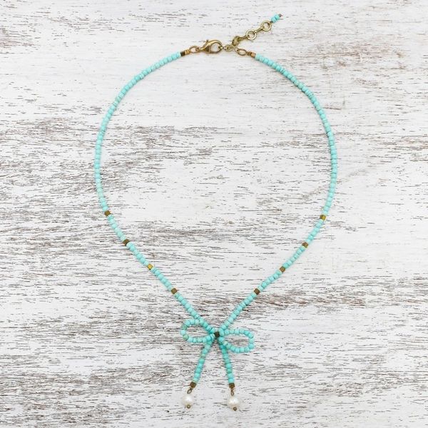 Alternate image for Calcite and Cultured Pearl Beaded Necklace Lovely Bow
