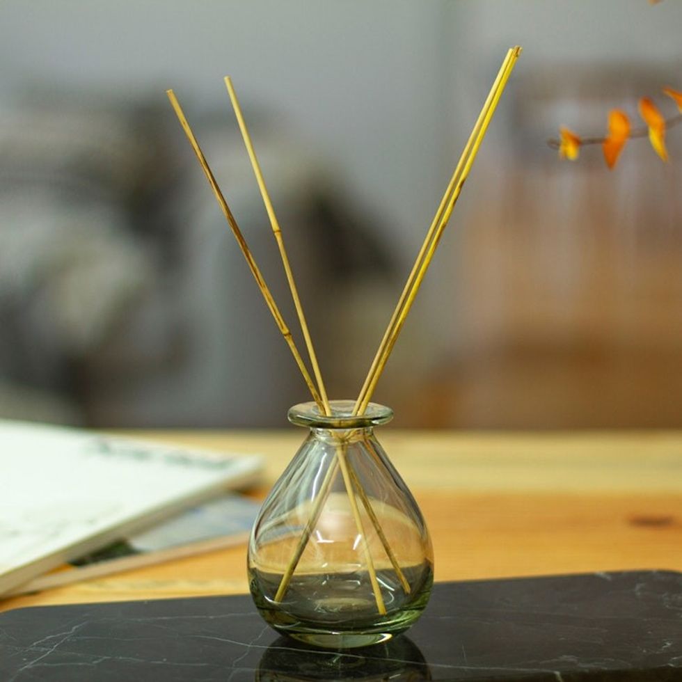 Drop-Shaped 6 oz. Clear Recycled Glass Incense Diffuser 'Aromatic Dew'
