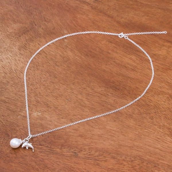 Alternate image for Cultured Pearl Dolphin Pendant Necklace from Thailand Dolphin Glow