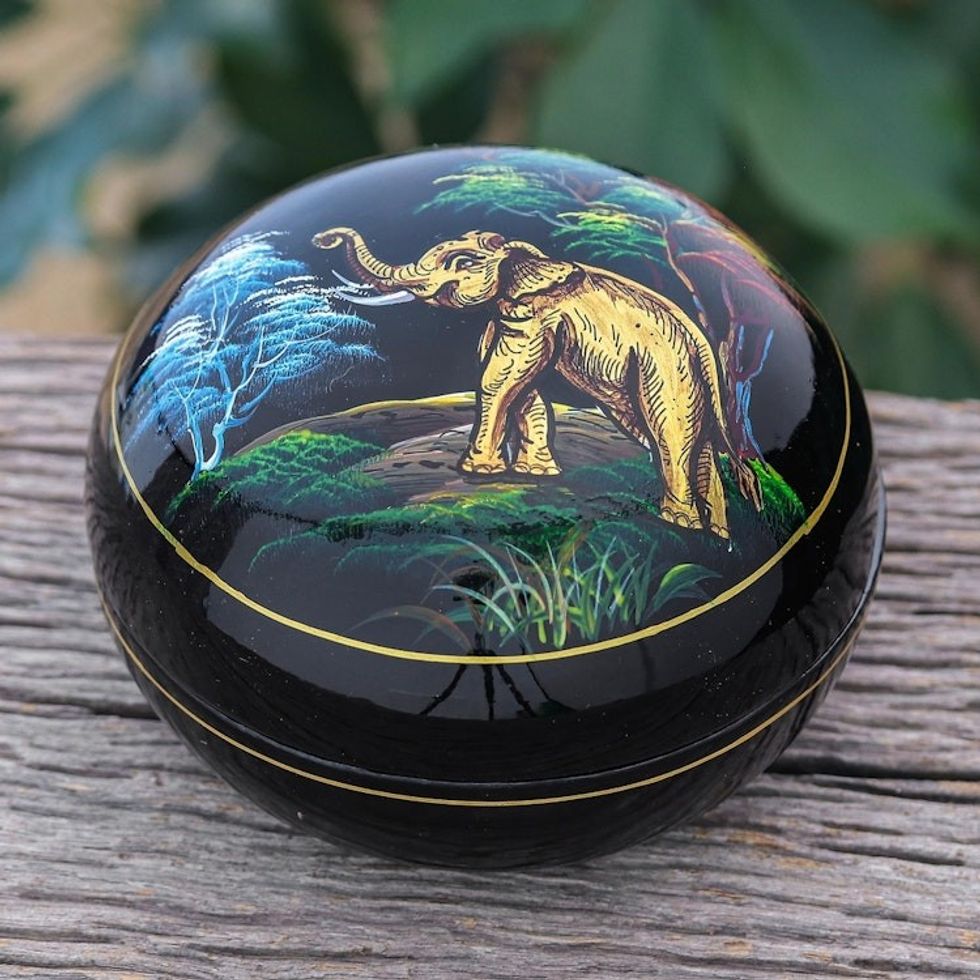 Hand Made Lacquerware Box with Elephant Motif 'Painted Elephant'