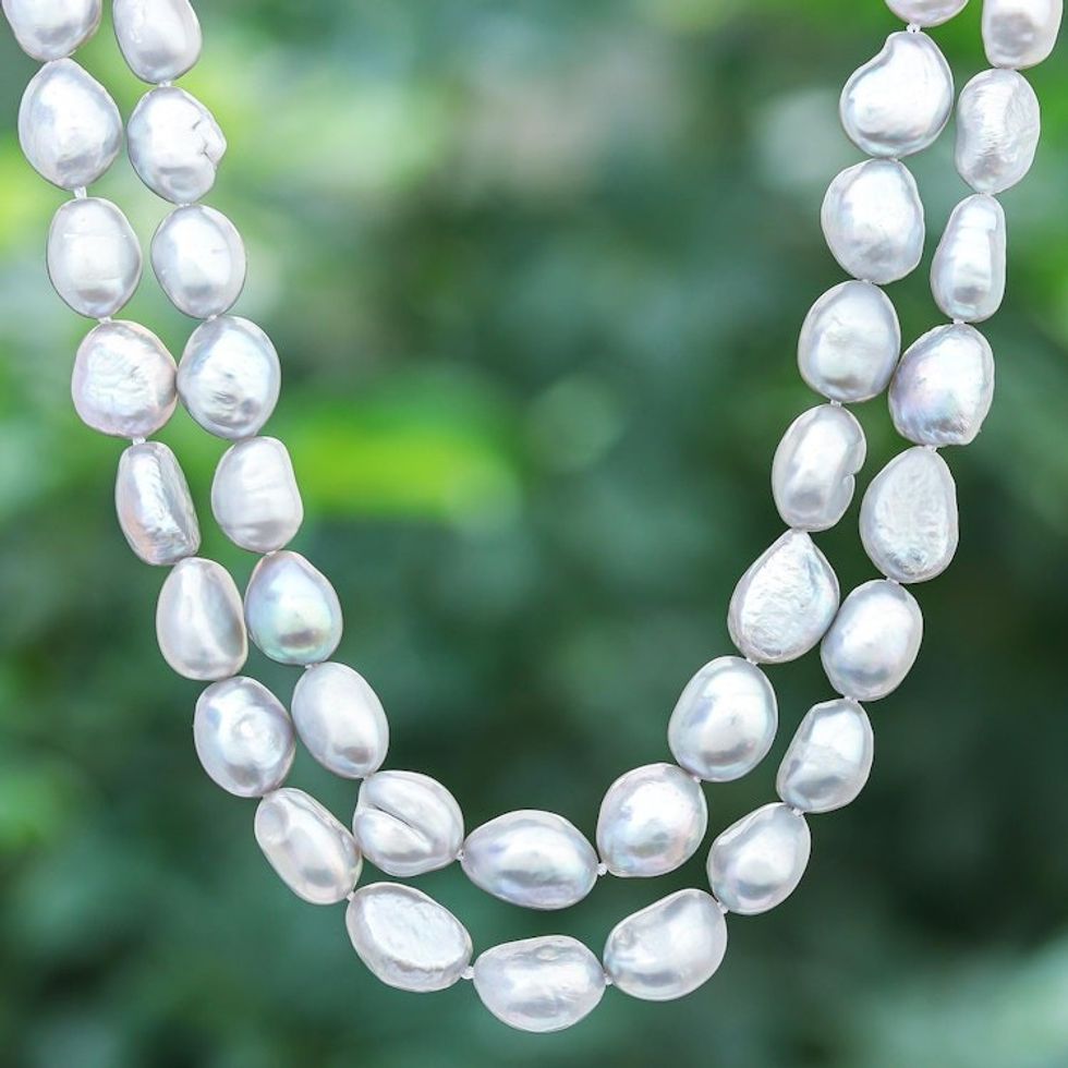 Grey Cultured Pearl and Sterling Silver Necklace 'Grey Mermaid'