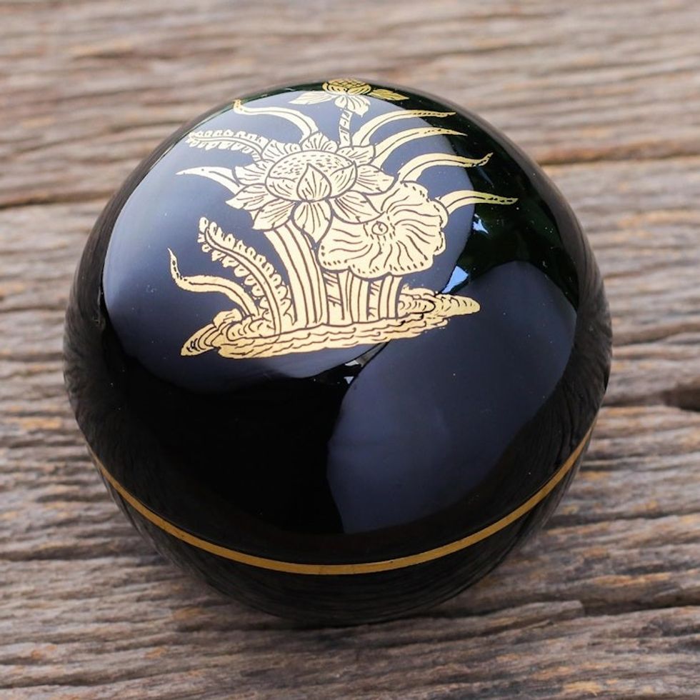 Lacquerware Mango Wood Box from Thailand 'Lotus Grove'