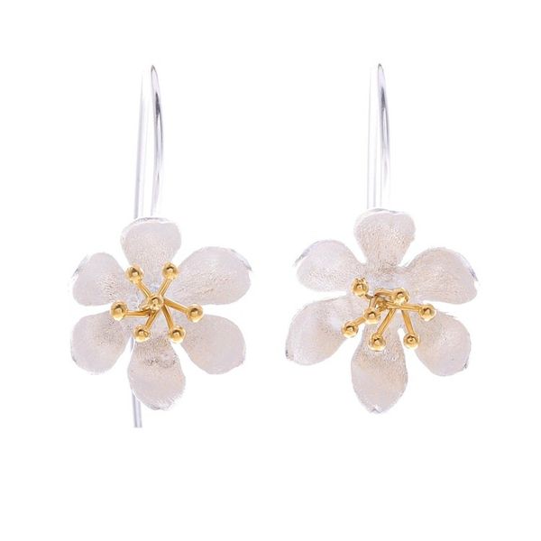 Alternate image for Handmade Gold-Accented Earrings with Floral Motif Amuse Me