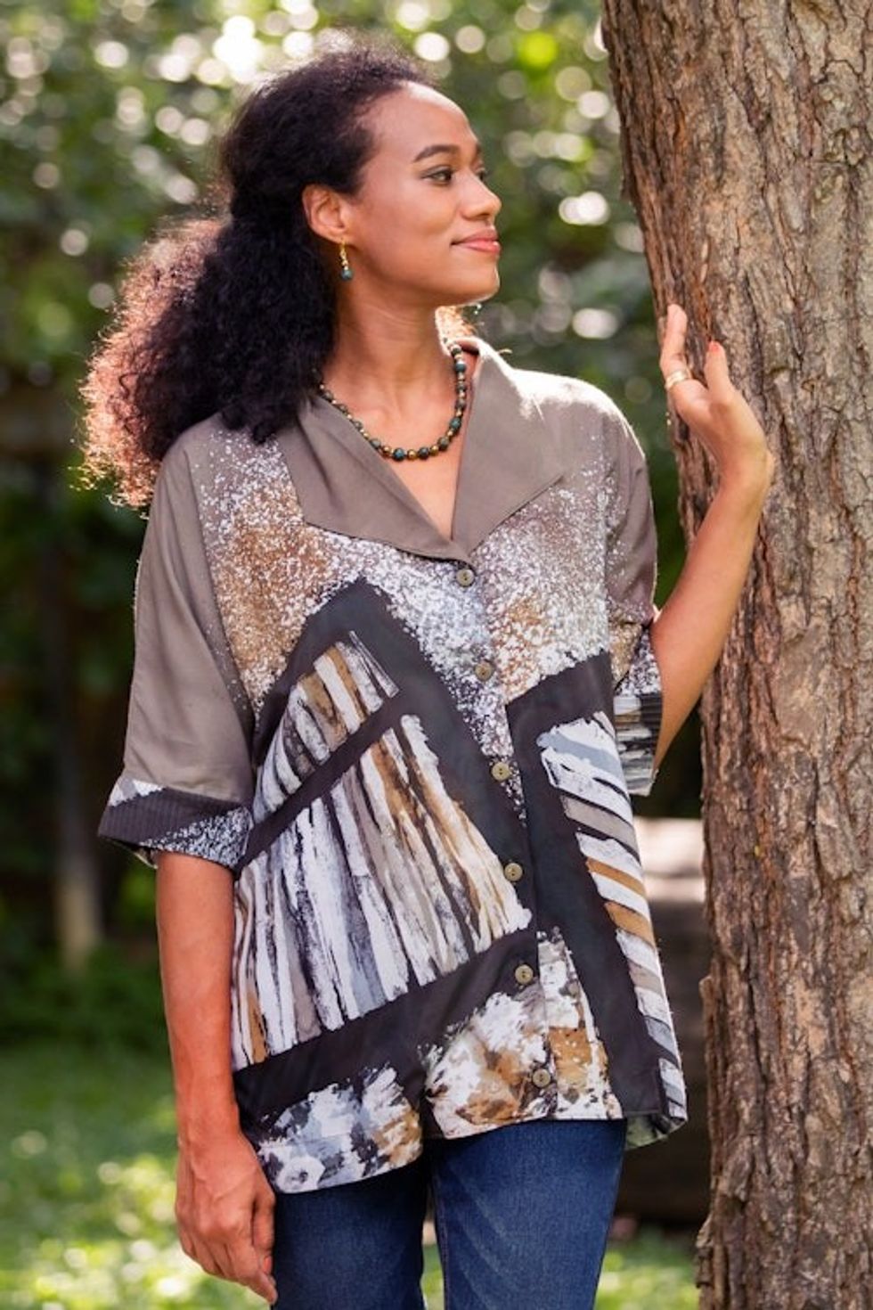 Hand-Painted Batik Cotton Buttoned Blouse 'Artist Abroad'