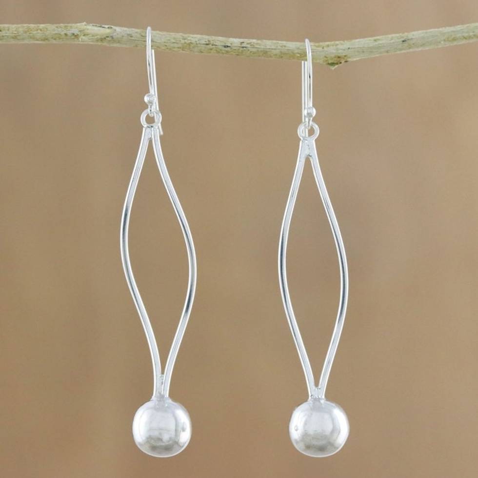 Sterling Silver Pendulum Dangle Earrings from Thailand 'Shining Pendulum'