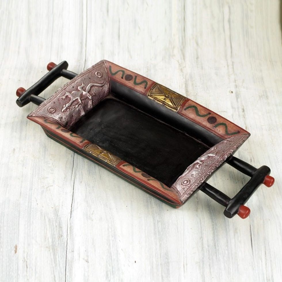 Embossed African Decorative Tray in Wood and Aluminum 'Dagomba Lizards'