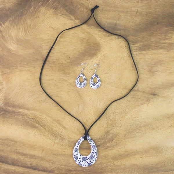 Alternate image for Ceramic White Floral Pendant Necklace Dangle Earrings Set Blossoming Vines