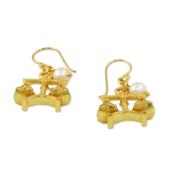 Alternate image for 18k Gold Plated Cultured Pearl Libra Earrings from Thailand Radiant Libra