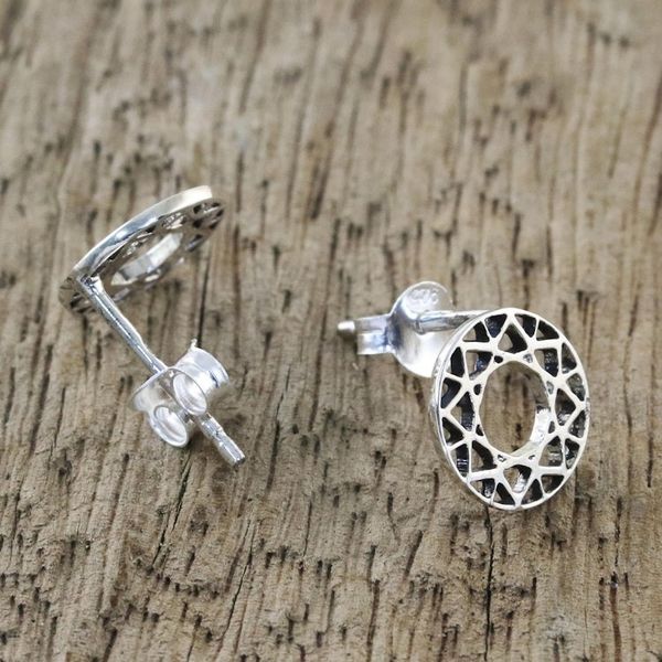 Alternate image for Handcrafted 925 Sterling Silver Stud Earrings from Thailand Attractive Circles