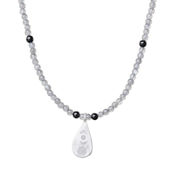 Alternate image for Labradorite and Onyx Pendant Necklace from Thailand Charming Flower