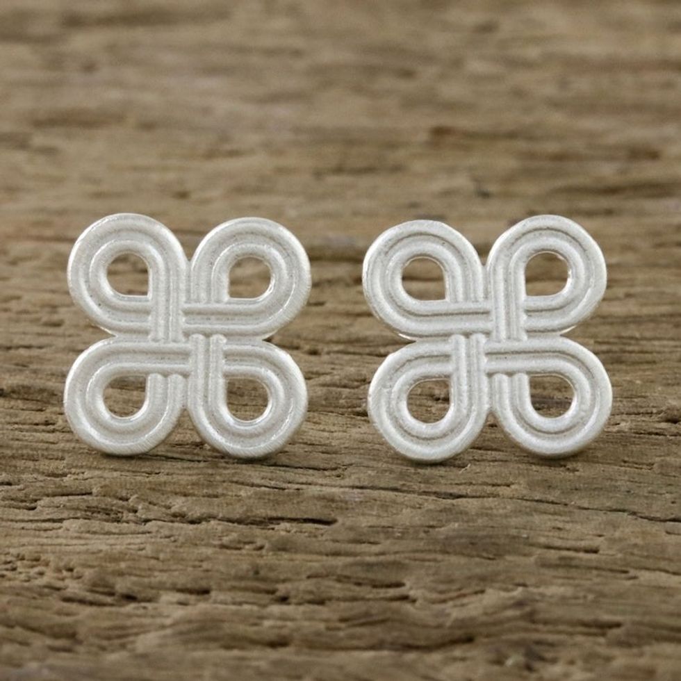 Clover-Patterned Loops Sterling Silver Stud Earrings 'Interconnected Journey'