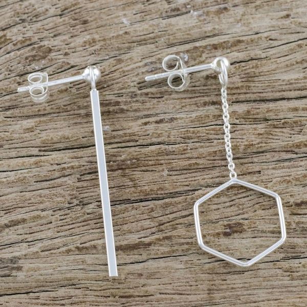 Alternate image for Artisan Handmade 925 Sterling Silver Earrings Hexagon Chain Icy Holiday