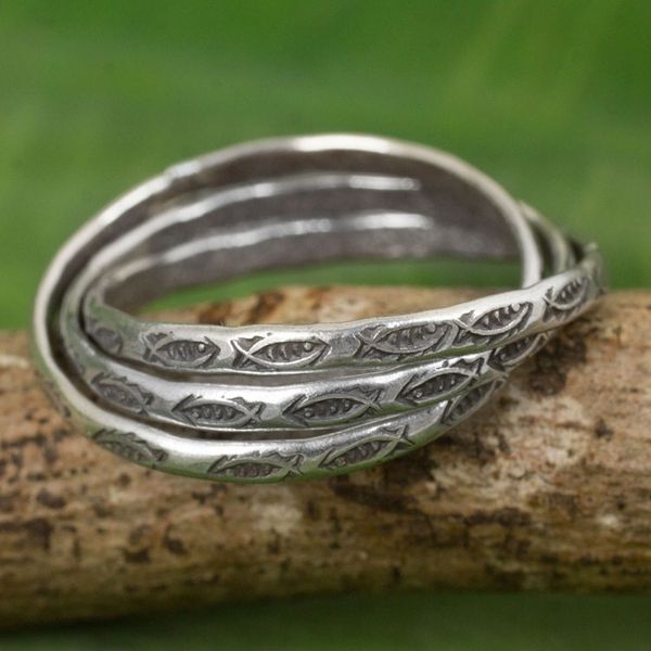 Alternate image for Set of 3 Interlinked Hill Tribe Silver Rings Three Karen Rivers