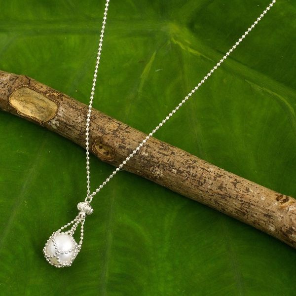 Alternate image for Pearl and Sterling Silver Hand Crafted Pendant Necklace Lily Dewdrop