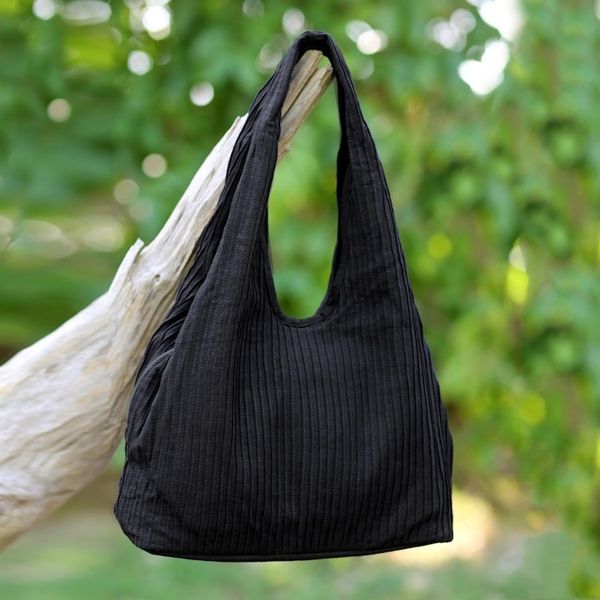 Alternate image for 100 Cotton Textured Shoulder Bag in Black from Thailand Thai Texture in Black