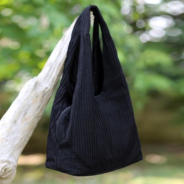 Alternate image for 100 Cotton Textured Shoulder Bag in Black from Thailand Thai Texture in Black