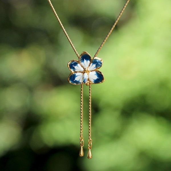 Alternate image for Hand Crafted Flower Necklace Blue Blossom