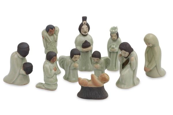 Alternate image for Unique 10-piece Celadon Ceramic Nativity Scene Siam Holy Birth in Green