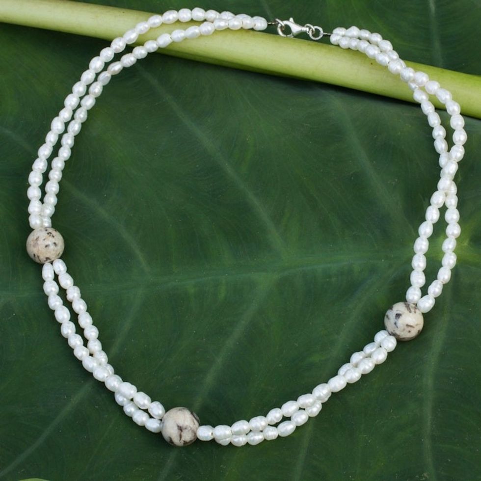 Pearl and jasper strand necklace 'Ocean's Gift'
