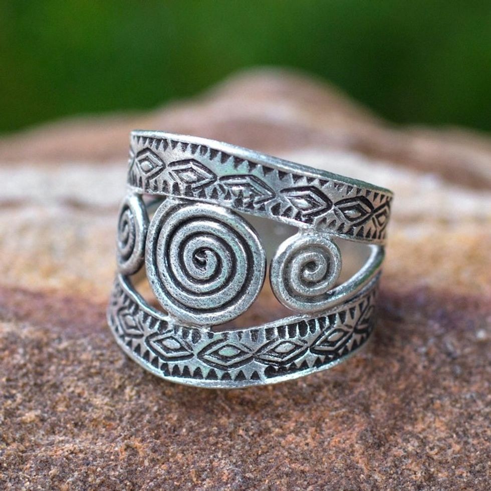 Handcrafted Hill Tribe Sterling Silver Band Ring 'Bedazzled'