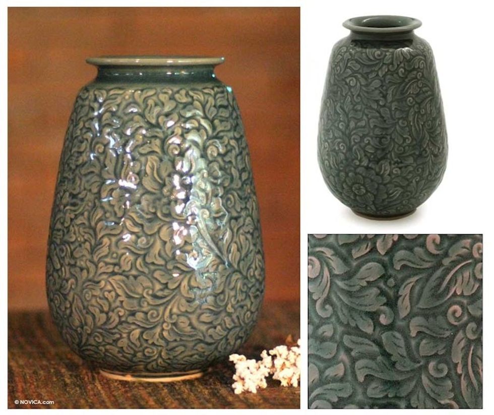 Celadon ceramic vase 'Botanical Blue'