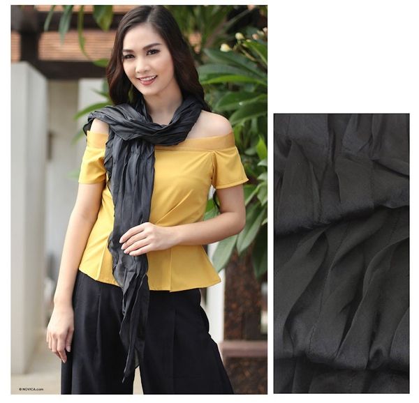 Alternate image for Pleated scarf Evolving Black