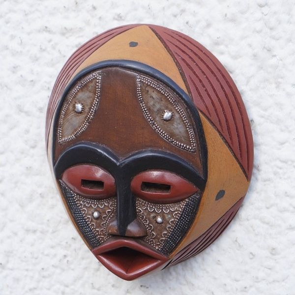 Alternate image for Handcrafted Circular West African Wall Mask in Red Tones Praise God