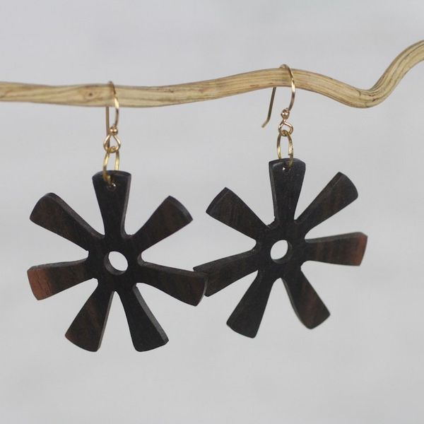 Alternate image for Ebony Wood Adinkra Flower Dangle Earrings from Ghana Fofoo Flower