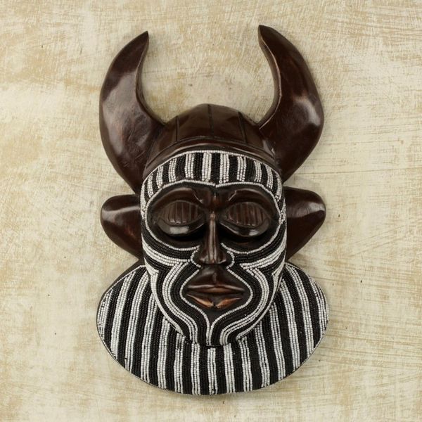 Alternate image for Black and White Beaded African Wood Horn Wall Mask of Power Kafo Horns