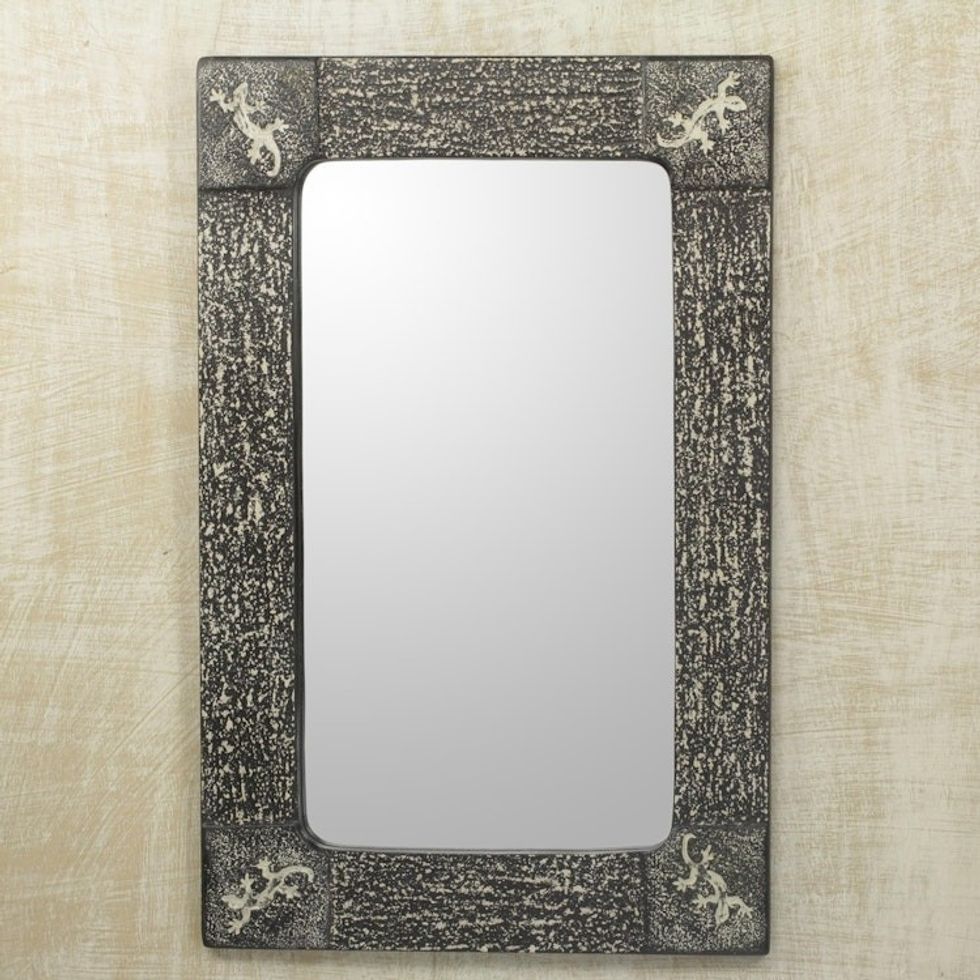 Handcrafted African Lizard Theme Wall Mirror 'Vintage Gecko'