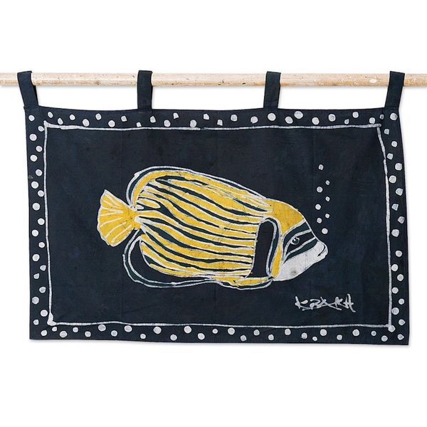 Alternate image for Handcrafted Cotton Wall Hanging of Fish in Black and Yellow Night Bubbles