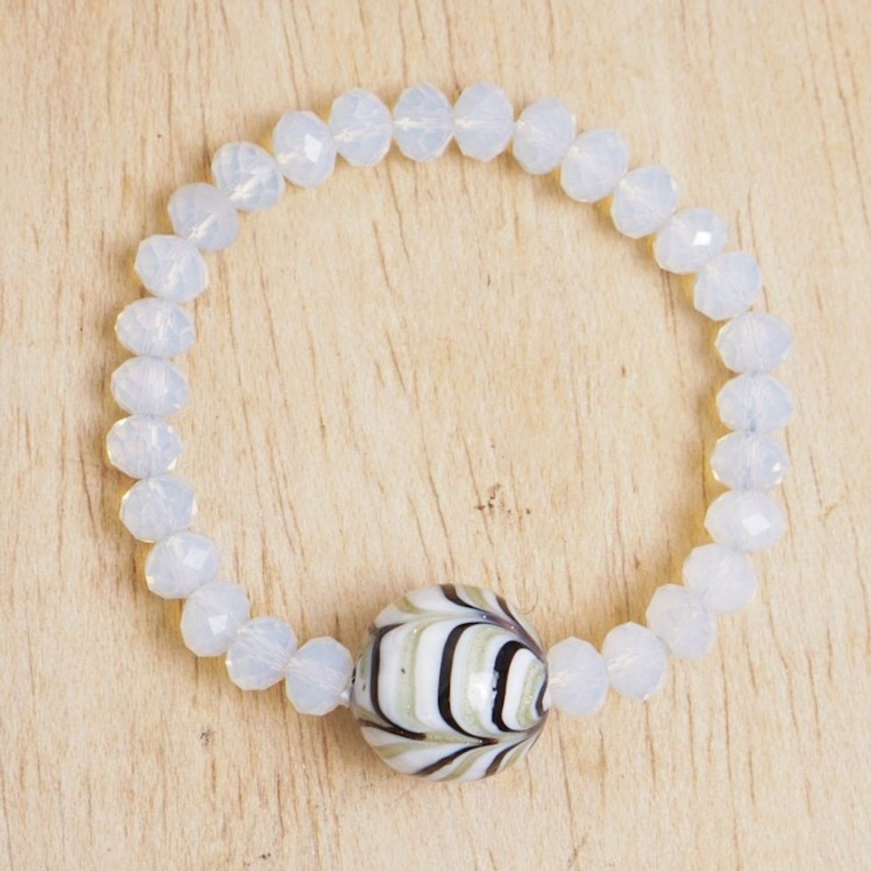Eco-Friendly White and Black Recycled Glass Beaded Bracelet 'Pure at Core'
