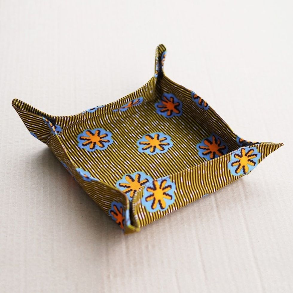 Handcrafted Green Cotton Basket Napkin with Velcro Accents 'Starry Mornings'