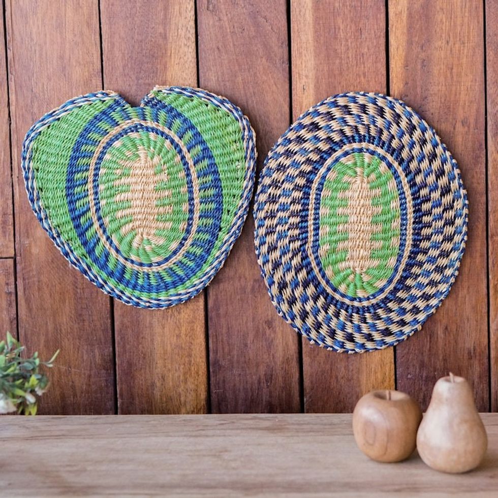 Set of 2 Handwoven Green and Blue Raffia Wall Accents 'Queen's Love'