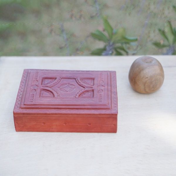 Alternate image for Ghanaian Handmade Brown Leather and Sese Wood Jewelry Box Regal Creation