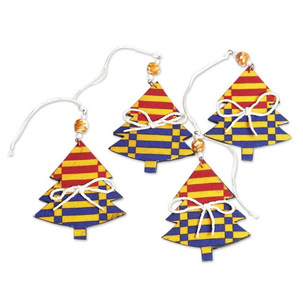Set of 4 Handcrafted Eco-Friendly Tree-Shaped Ornaments 'Forest Party'