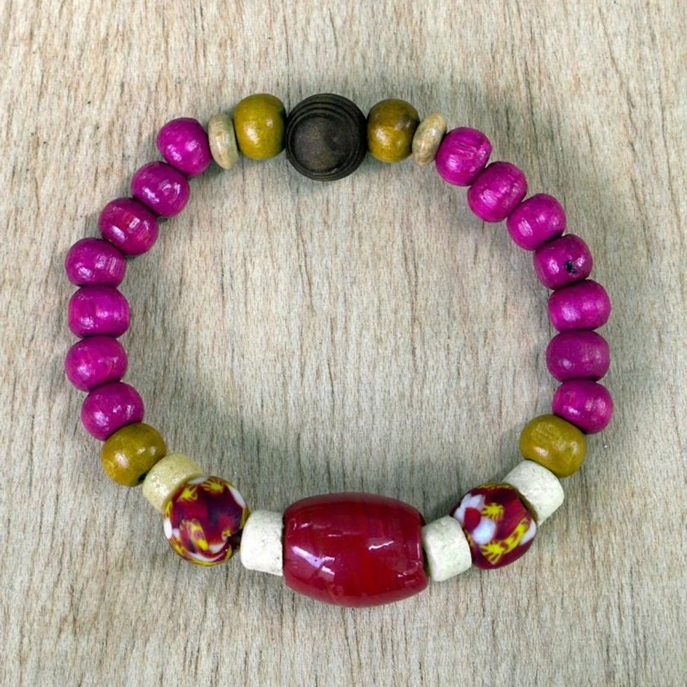 Eco-Friendly Glass Beaded Stretch Bracelet 'Red Beauty'