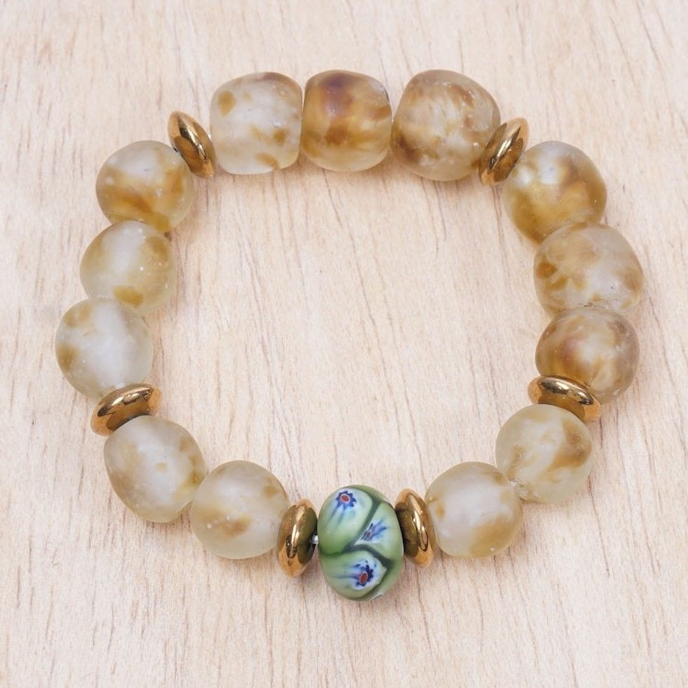 Eco-Friendly Green and Ivory Recycled Glass Beaded Bracelet 'Ghana's Glory'