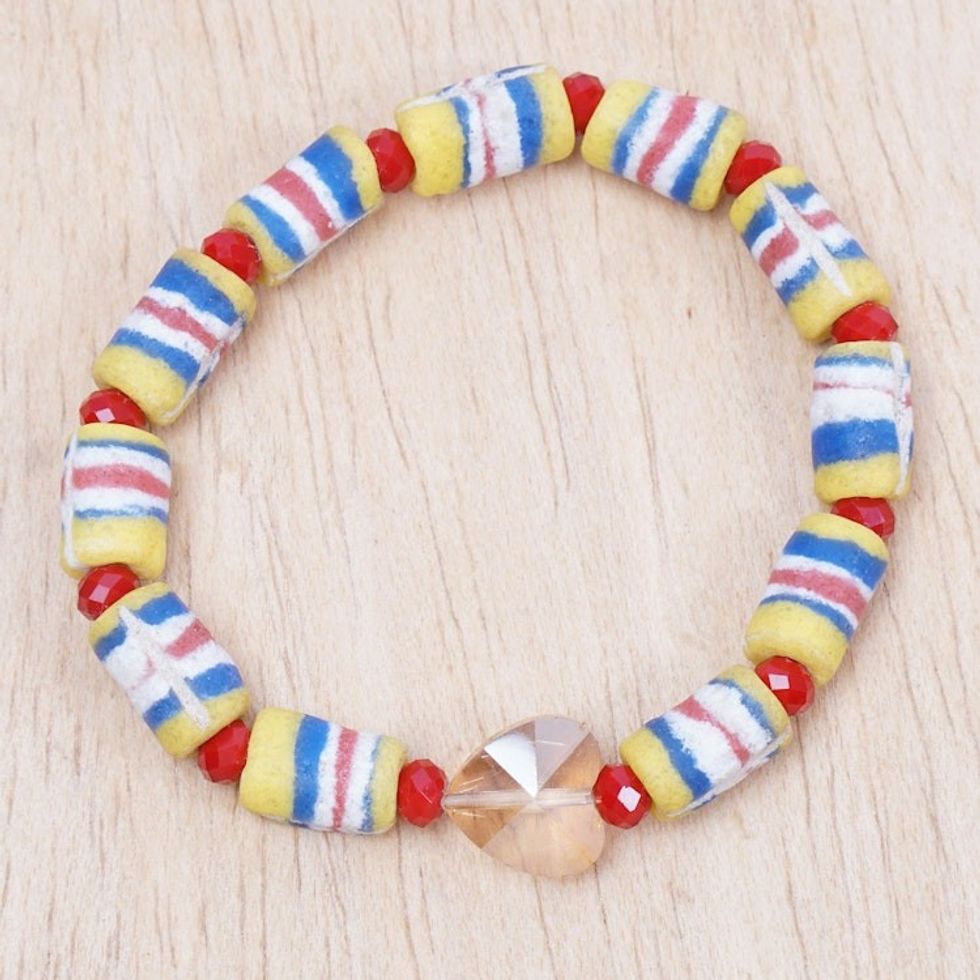Recycled Glass Beaded Stretch Bracelet with Crystal Pendant 'Colorful Abifao'