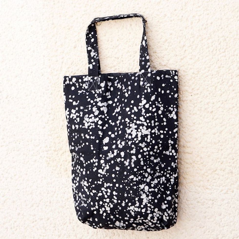 Handmade Batik Cotton Tote Bag with Elegant Splatter Motifs 'Adira Colors'