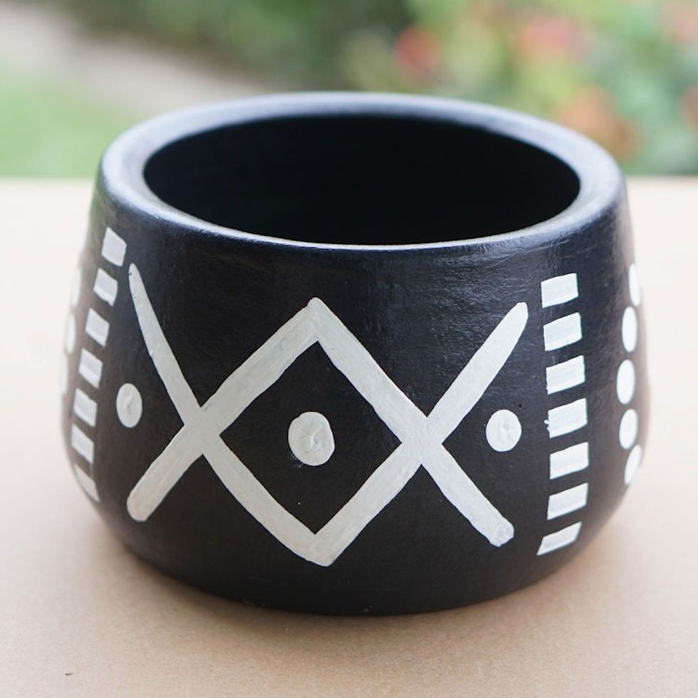 Geometric-Themed Black White Ceramic Decorative Flower Pot 'Gboane II'