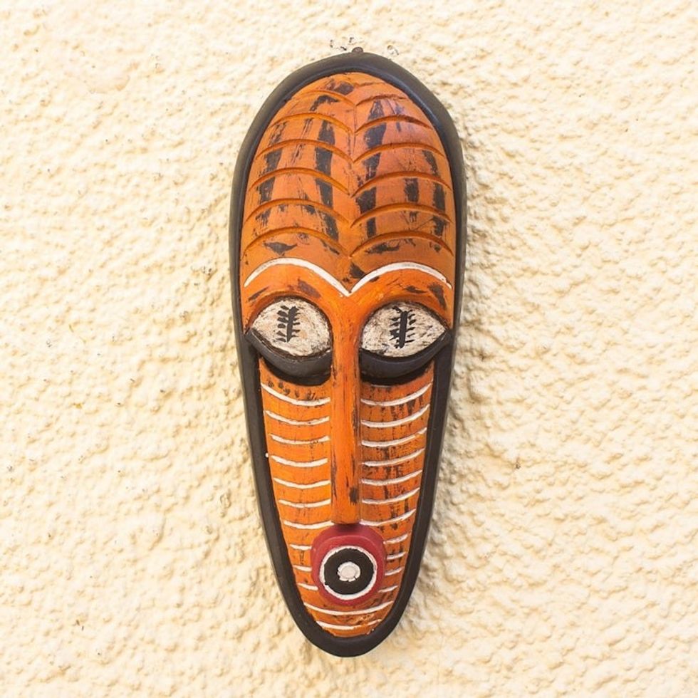 Hand Carved African Wood Mask 'Norvi'