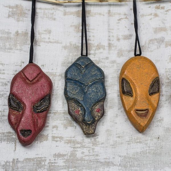 Alternate image for Wood African Mask Ornaments from Ghana Set of 3 Mblo Masks