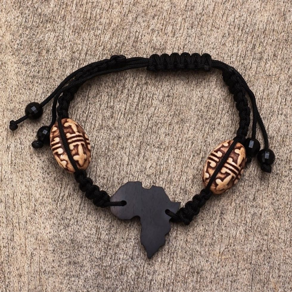 Hand Crafted Ebony Wood Pendant Bracelet from Ghana 'African Night'