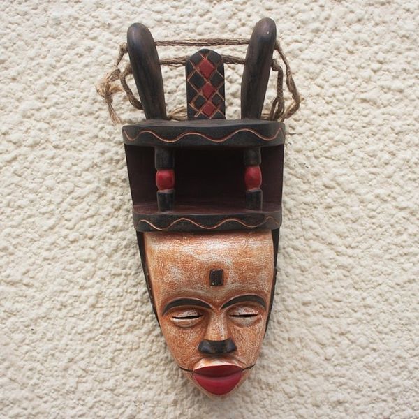 Alternate image for Hand Made African Sese Wood Mask Ibiobio Horn