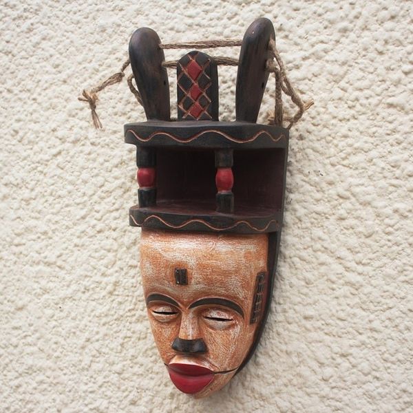 Alternate image for Hand Made African Sese Wood Mask Ibiobio Horn