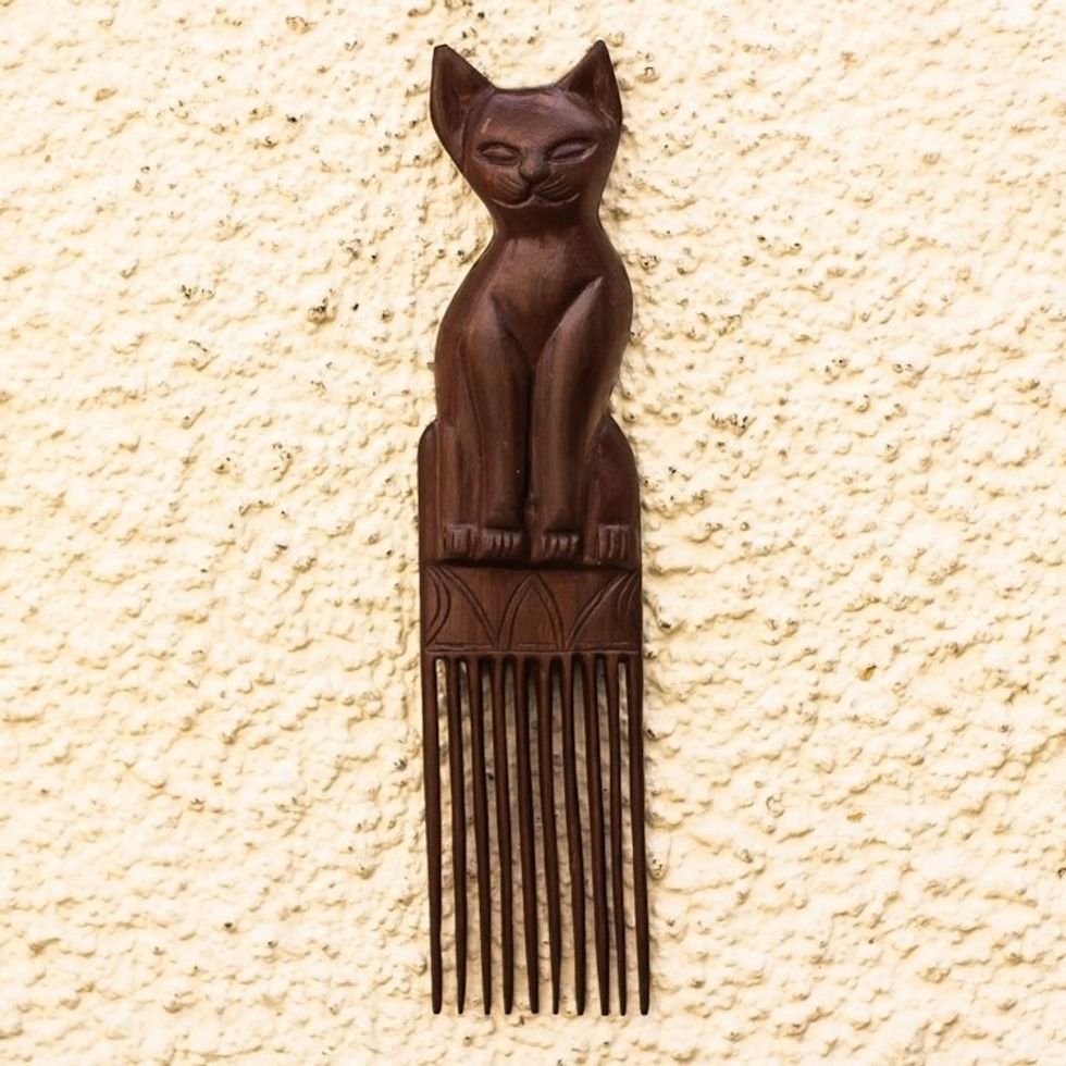 Mahogany Wood Cat-Motif Wall Art 'Brown Cat'