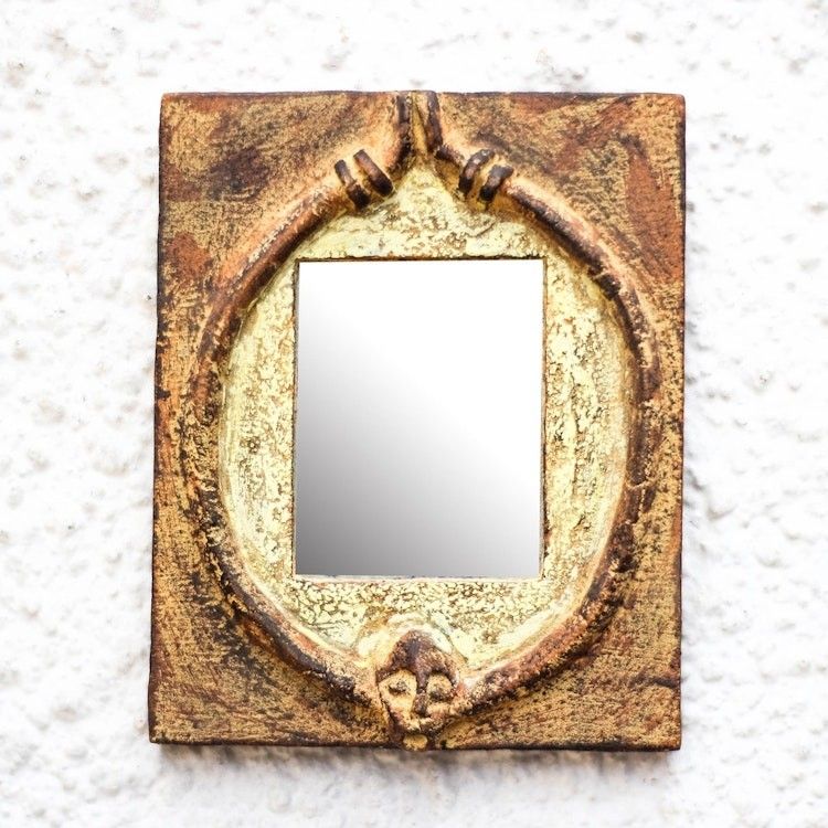 Main item image